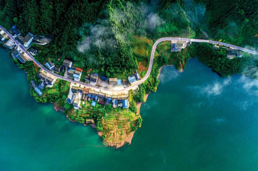 四川康養(yǎng)旅游走在全國前列，是怎么做的？.jpg